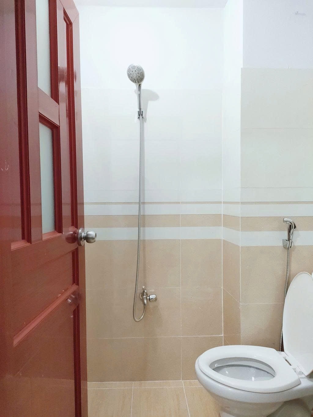 Phòng trọ 2 Phòng ngủ 30m2 tại PTC House Nguyễn Trãi - Quận 1 - Phòng tắm