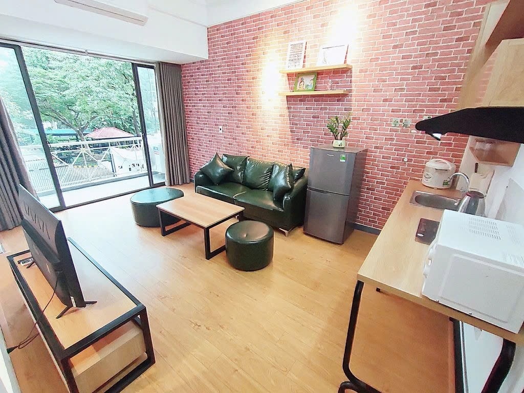 Phòng trọ 1 Phòng ngủ 50m2 tại PTC House Nguyễn Văn Ngọc - Ba Đình - Phòng khách