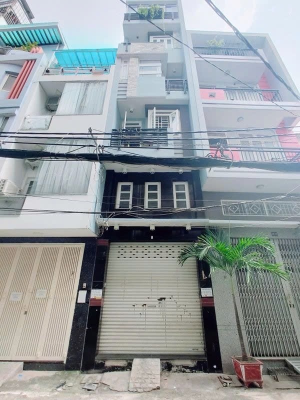 Phòng trọ PTC House Cù Lao - Phú Nhuận - Toàn cảnh tòa nhà (*)