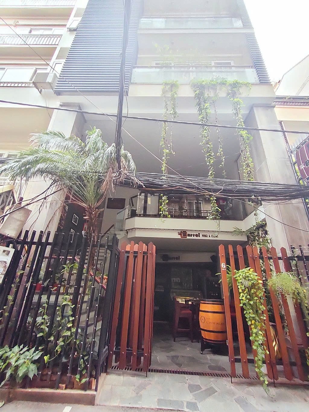 Phòng trọ PTC House 1 Liễu Giai - Ba Đình - Toàn cảnh tòa nhà (*)