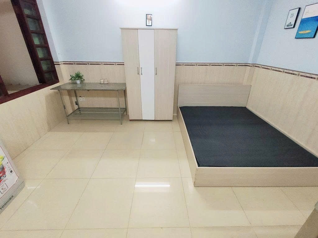 Phòng trọ PTC House Lê Văn Huân - Tân Bình - Phòng (*)