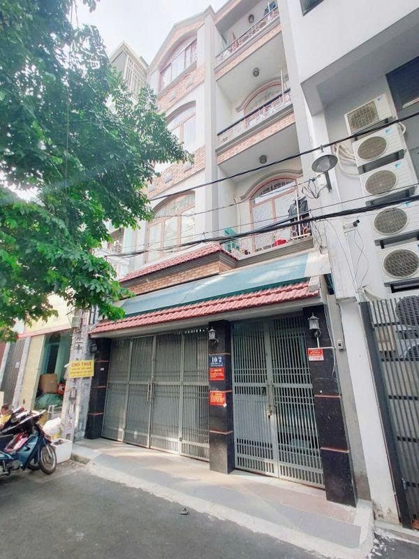 Phòng trọ PTC House Nguyễn Cảnh Dị - Tân Bình