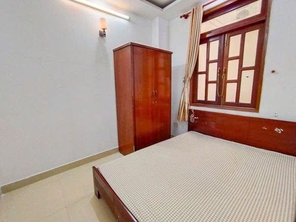 Phòng trọ PTC House 2 Cộng Hòa - Tân Bình - Phòng (*)