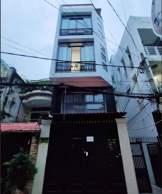 Phòng trọ PTC House 1 Nhất Chi Mai - Tân Bình - Toàn cảnh tòa nhà (*)