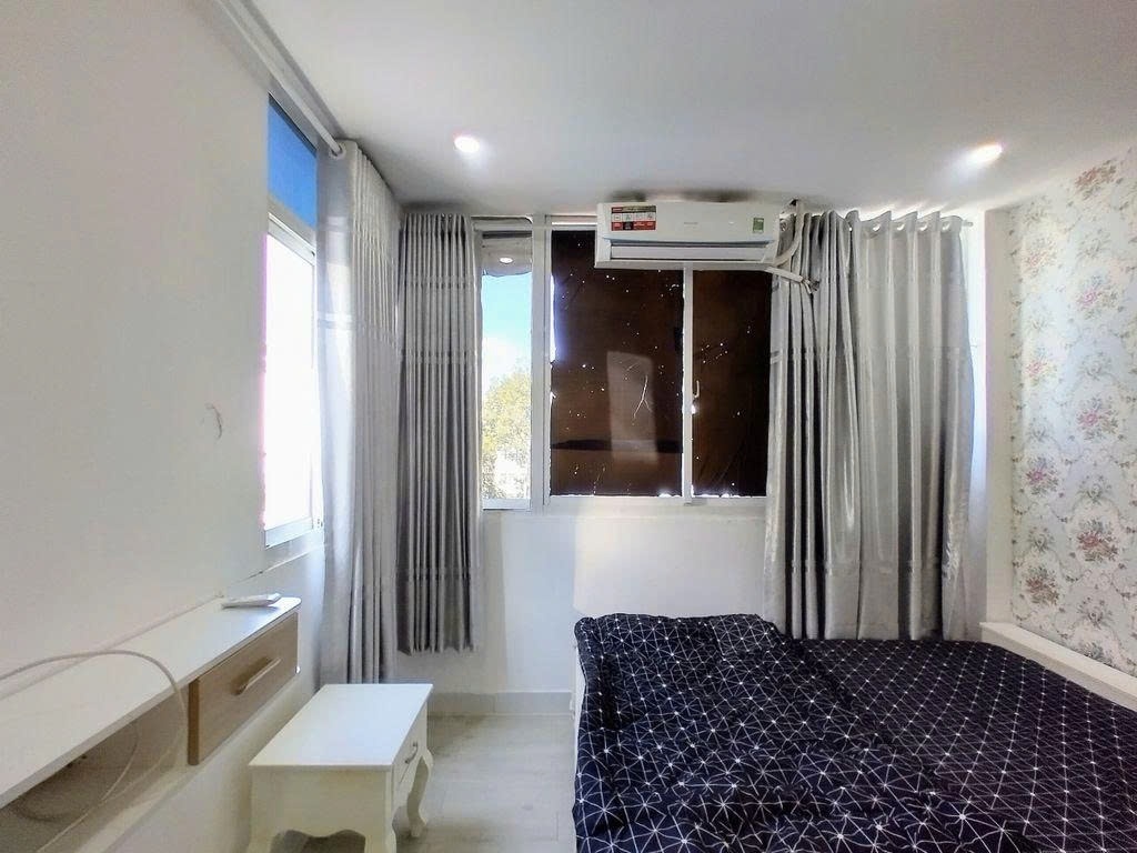 Phòng trọ PTC House 1 Trần Hưng Đạo - Quận 1 - Phòng (*)