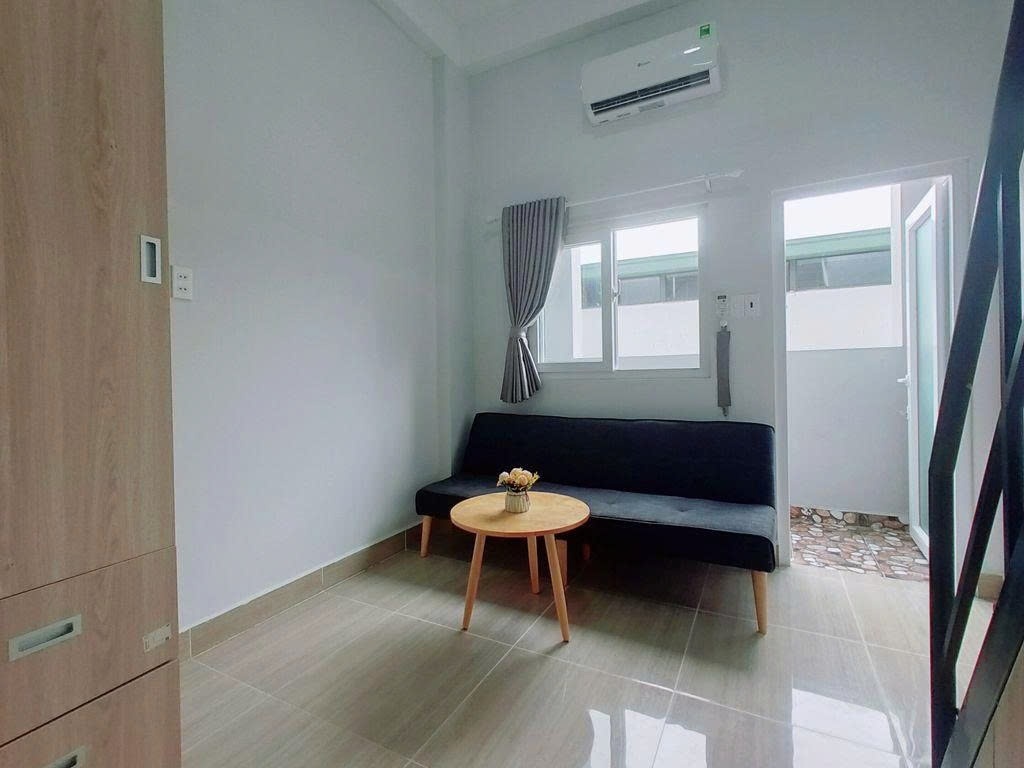 Phòng trọ Duplex 25m2 tại PTC House Khuông Việt - Tân Phú - Phòng khách