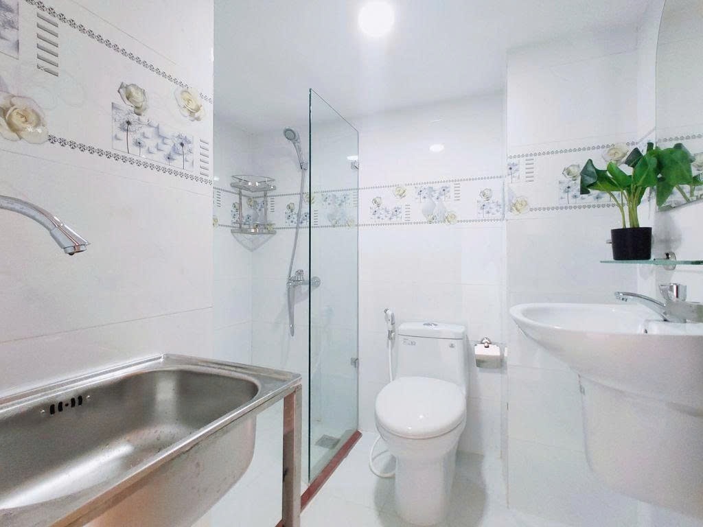 Phòng trọ Duplex 25m2 tại PTC House Sầm Sơn - Tân Bình - Phòng tắm