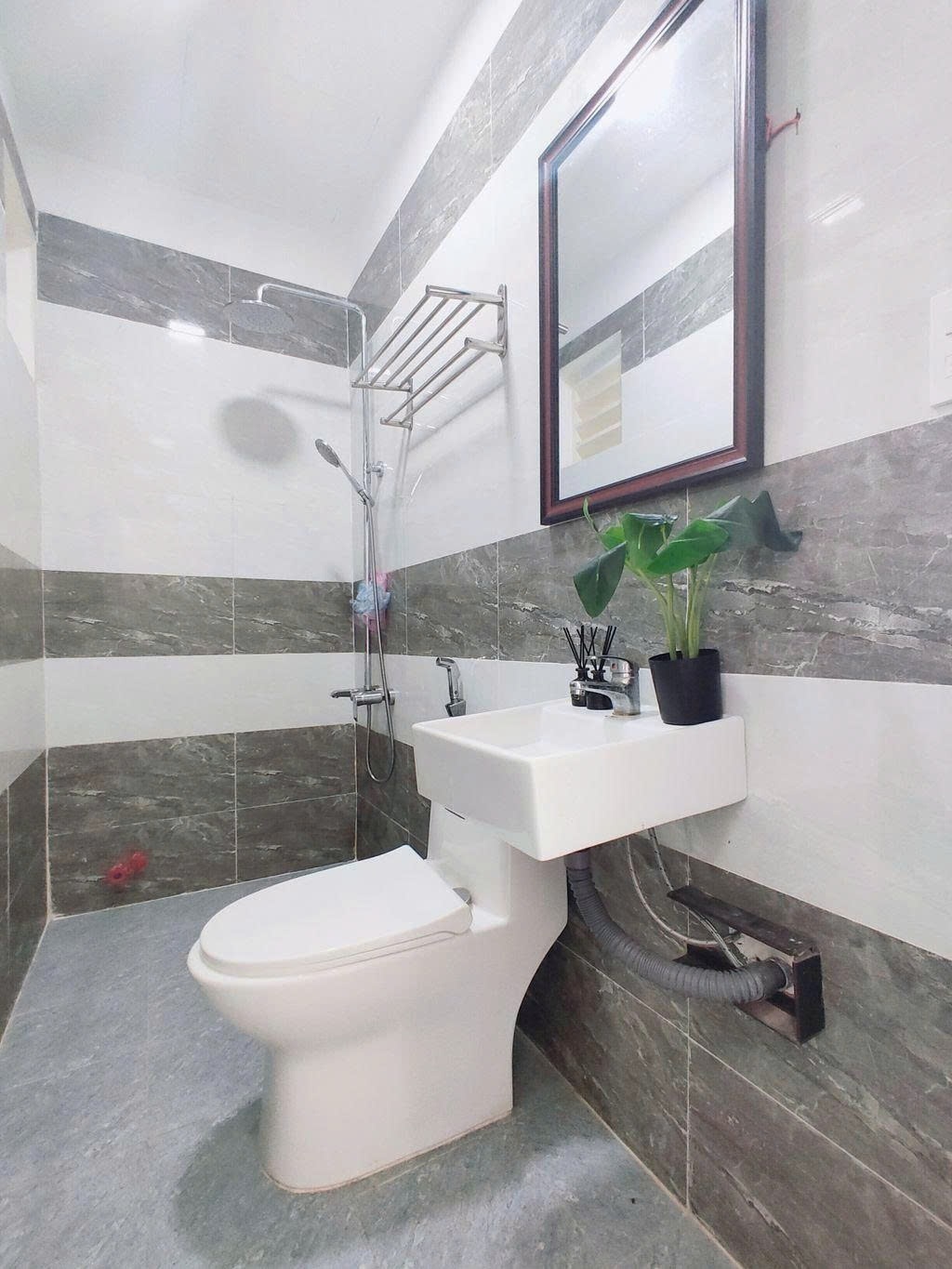 Phòng trọ Studio 20m2 tại PTC House Quách Hữu Nghiêm - Tân Phú - Phòng tắm