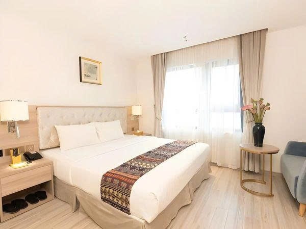 Phòng trọ PTC House Lê Thánh Tôn - Quận 1 - Phòng (*)