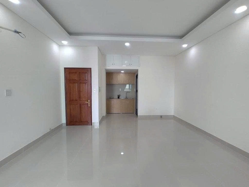 Phòng trọ PTC House Bùi Văn Ba - Quận 7 - Phòng (*)