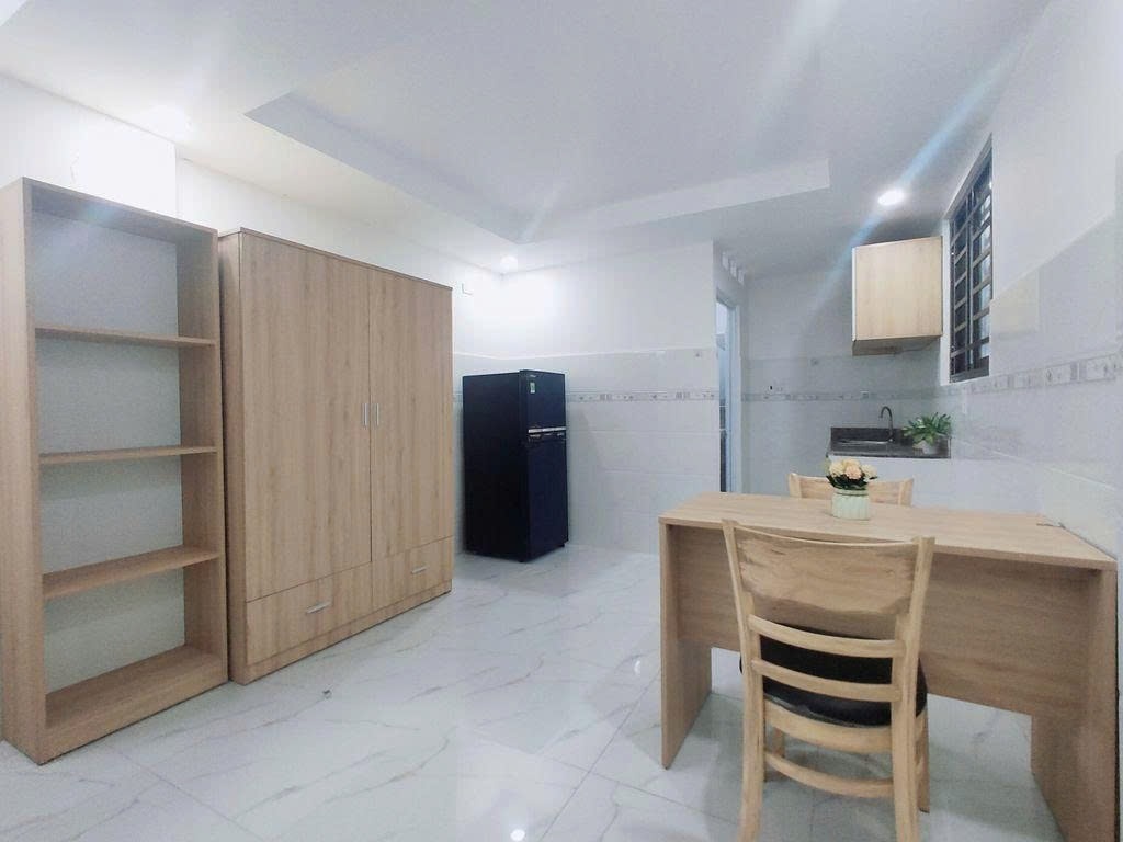 Phòng trọ PTC House 3 Cộng Hoà - Tân Bình - Phòng (*)