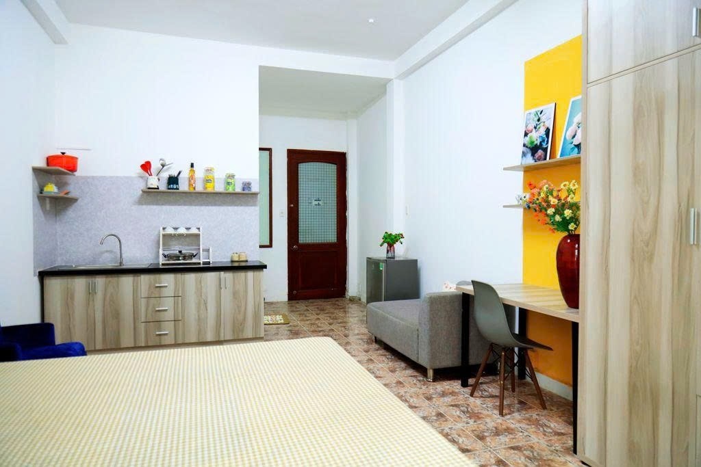 Phòng trọ PTC House Nguyễn Văn Thủ - Quận 1 - Phòng (*)