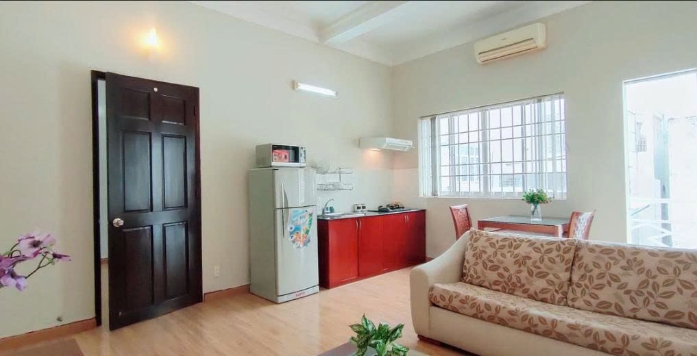 Phòng trọ 1 Phòng ngủ 50m2 tại PTC House Nguyễn Thị Minh Khai 2 - Quận 1 - Phòng khách