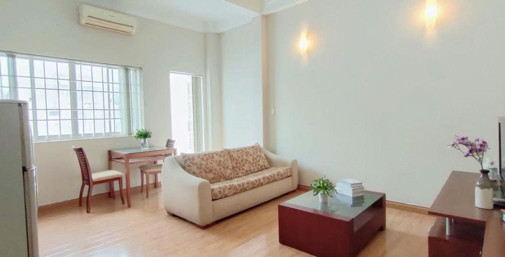 Phòng trọ 1 Phòng ngủ 50m2 tại PTC House Nguyễn Thị Minh Khai 2 - Quận 1 - Phòng khách