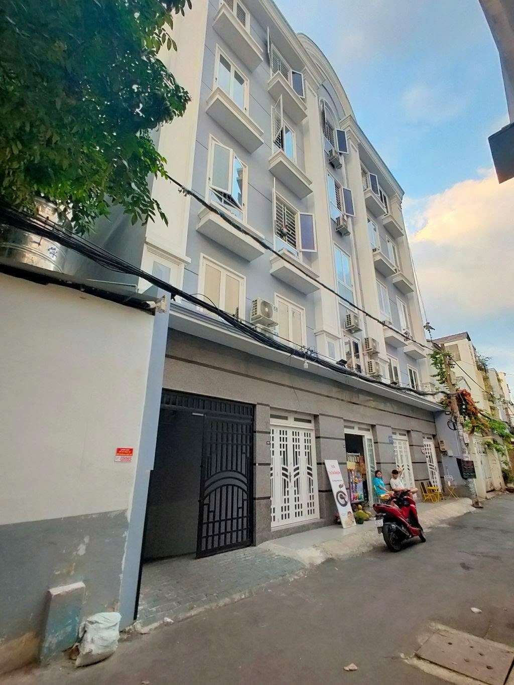 Phòng trọ PTC House 4 Nguyễn Văn Đậu - Bình Thạnh - Toàn cảnh tòa nhà (*)