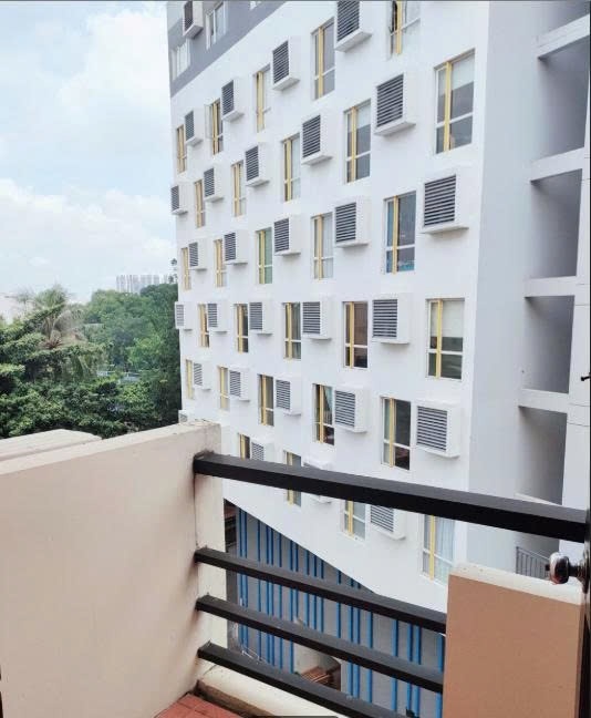 Phòng trọ Studio 25m2 tại PTC House 3/2 - Quận 10 - Ban công