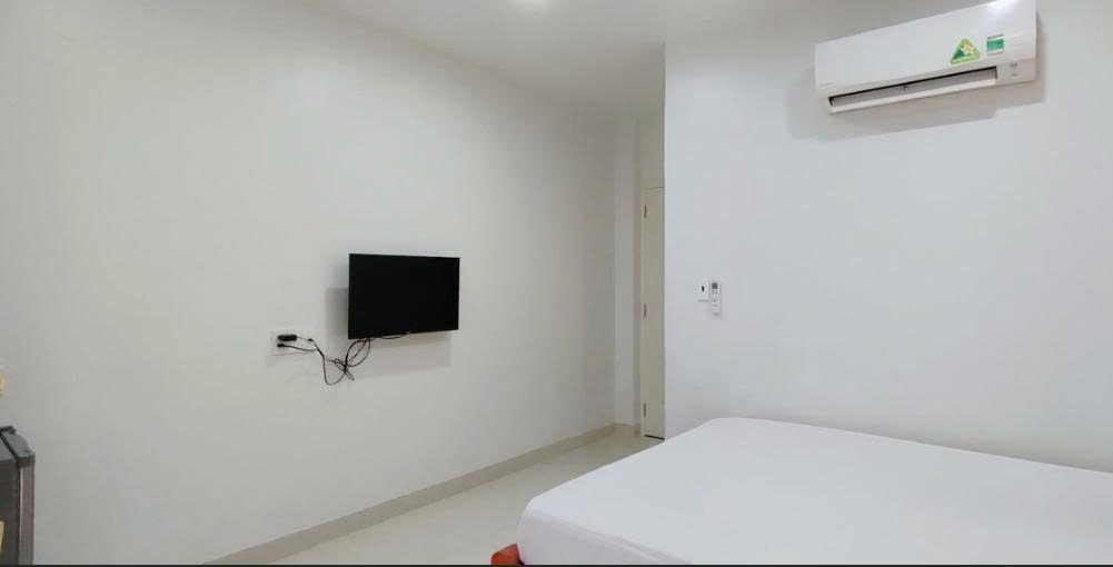 Phòng trọ PTC House 1 Nguyễn Trãi - Quận 1 - Phòng (*)