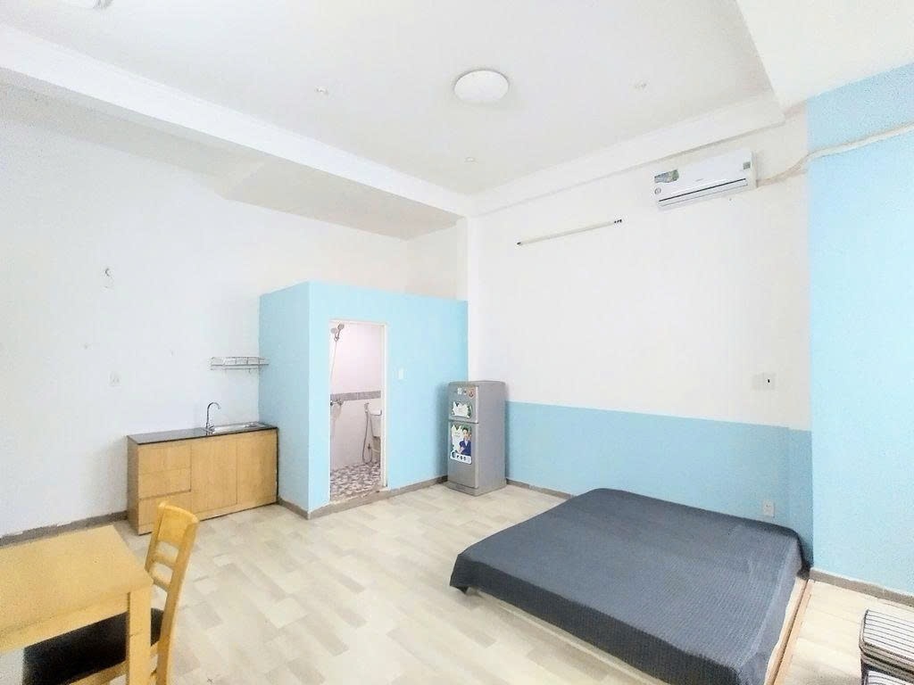 Phòng trọ PTC House Cộng Hoà - Tân Bình - Phòng (*)