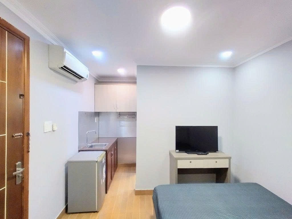 Phòng trọ PTC House Đường C18 - Tân Bình - Phòng (*)