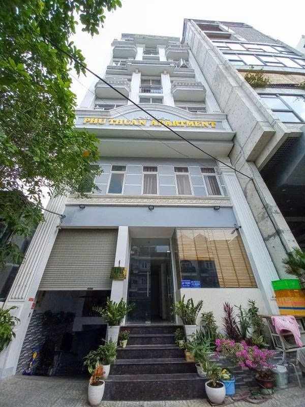 Phòng trọ PTC House Cao Thị Chính - Quận 7 - Toàn cảnh tòa nhà (*)