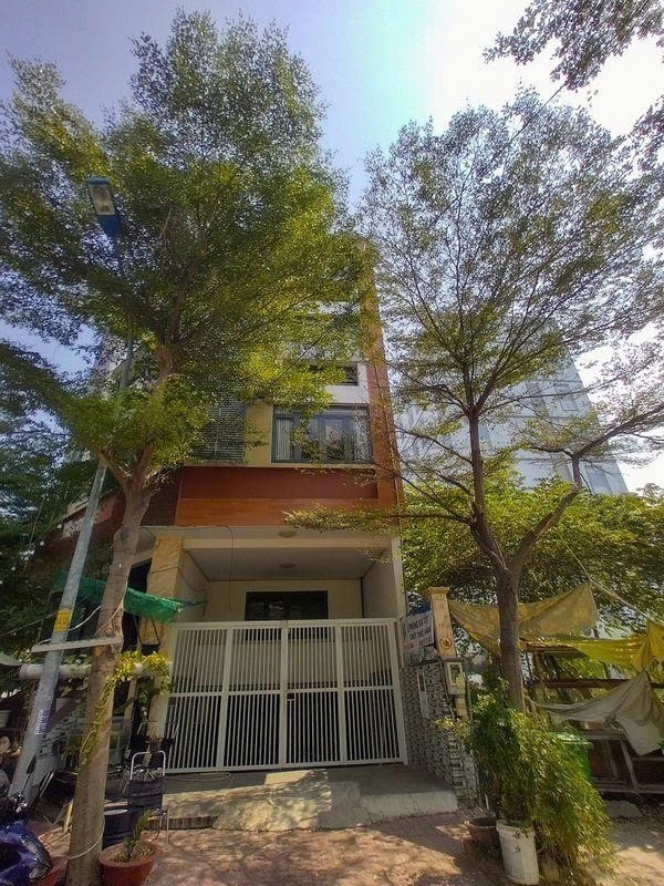 Phòng trọ PTC House Đường số 7 - Quận 7 - Toàn cảnh tòa nhà (*)