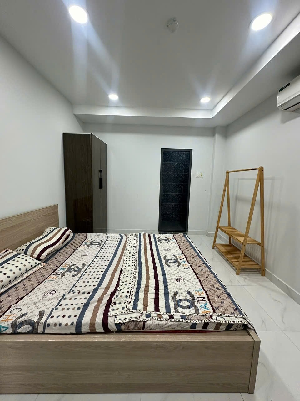 Phòng trọ AM House Điện Biên Phủ - Bình Thạnh - Phòng (*)