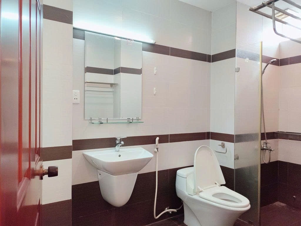 Phòng trọ 1 Phòng ngủ 40m2 tại PTC House Phạm Ngọc Thạch - Quận 3 - Phòng tắm