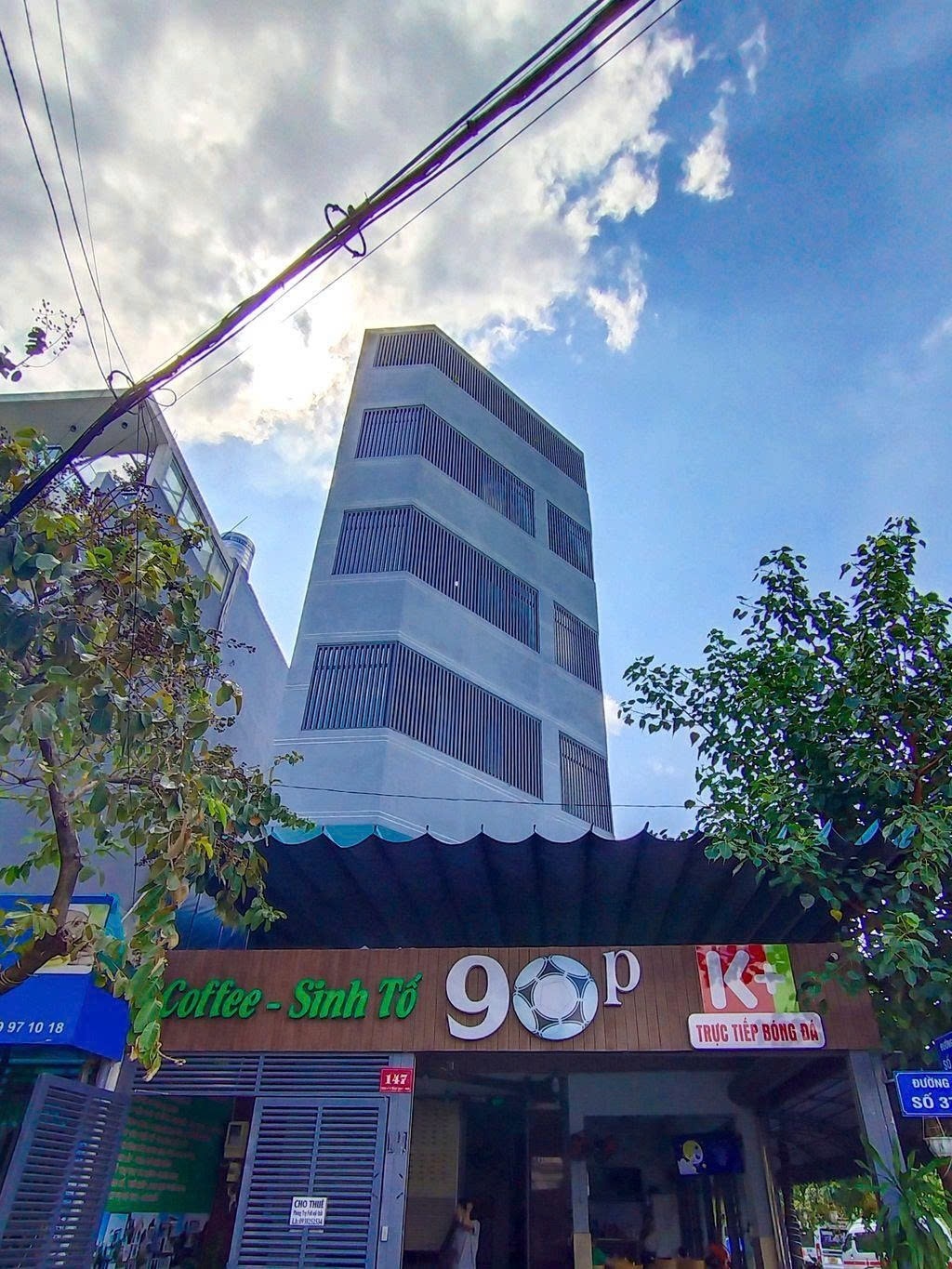 Phòng trọ PTC House Đường 37 - Quận 7 - Toàn cảnh tòa nhà (*)