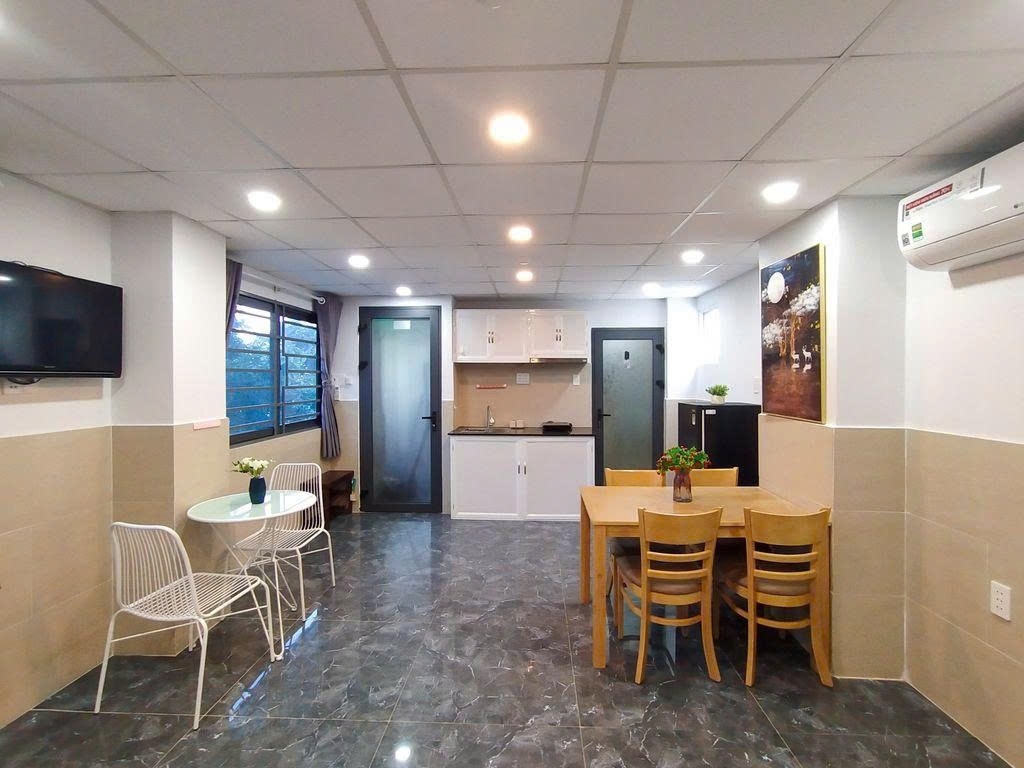 Phòng trọ PTC House Đường 37 - Quận 7 - Phòng (*)