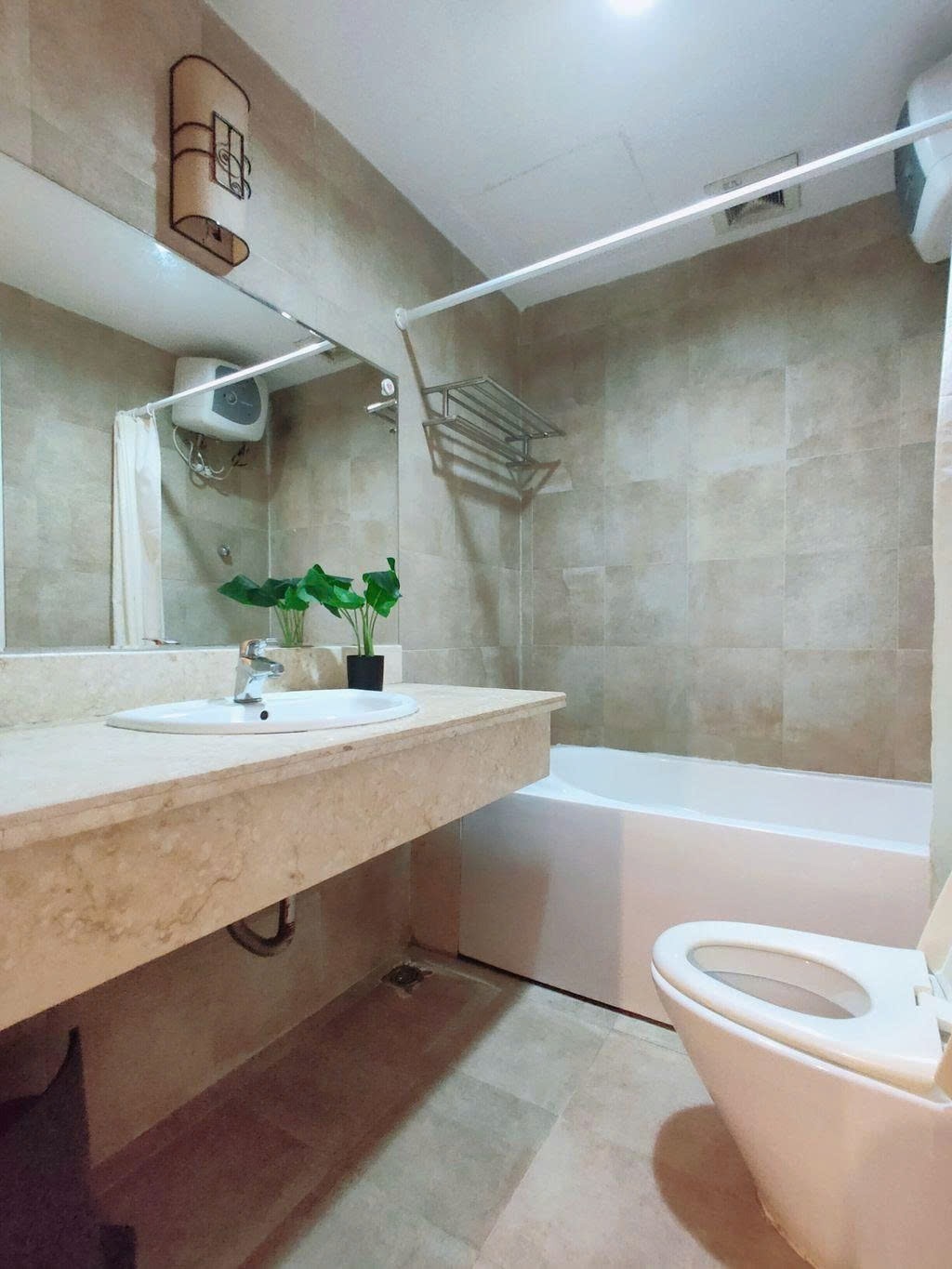 Phòng trọ 1 Phòng ngủ 40m2 tại PTC House Trần Hưng Đạo - Quận 5 - Phòng tắm