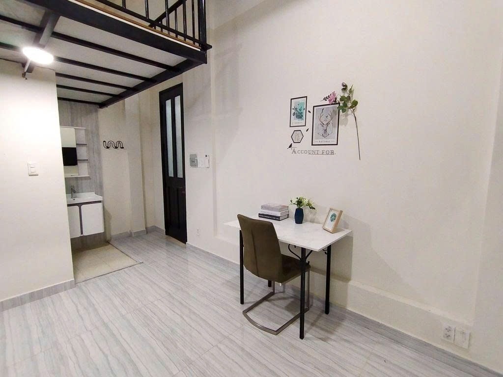 Phòng trọ Duplex 40m2 tại PTC House 2 Trần Xuân Soạn - Quận 7 - Góc làm việc