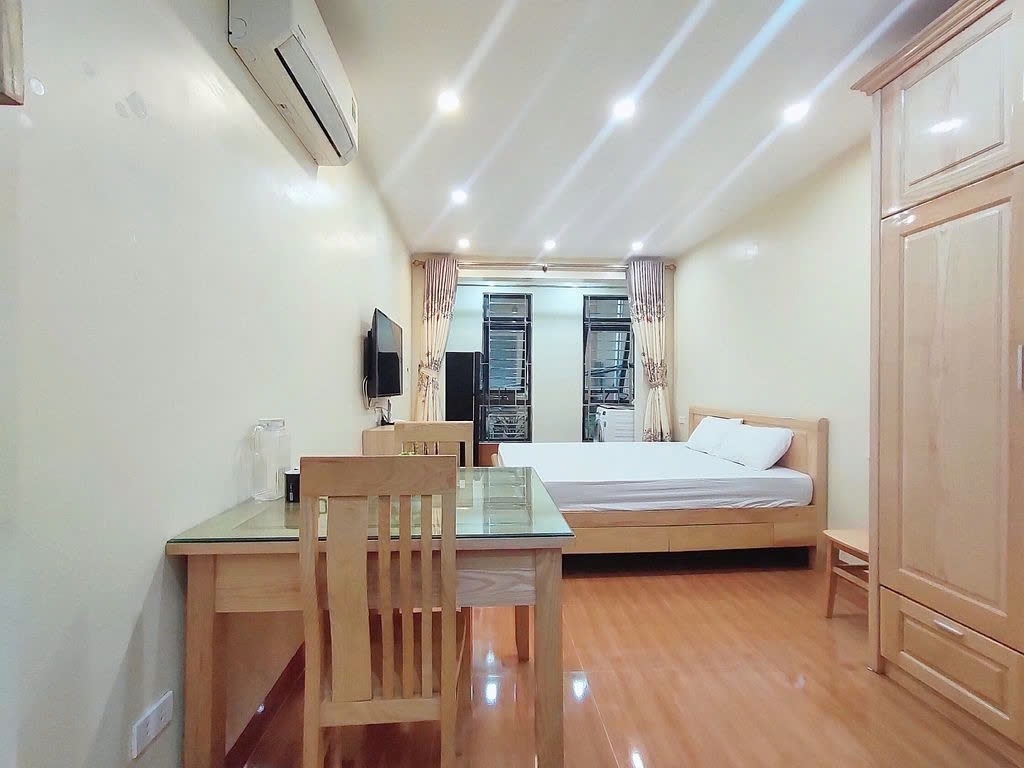 Phòng trọ Studio 30m2 tại PTC House Ngọc Hà - Ba Đình - Góc làm việc