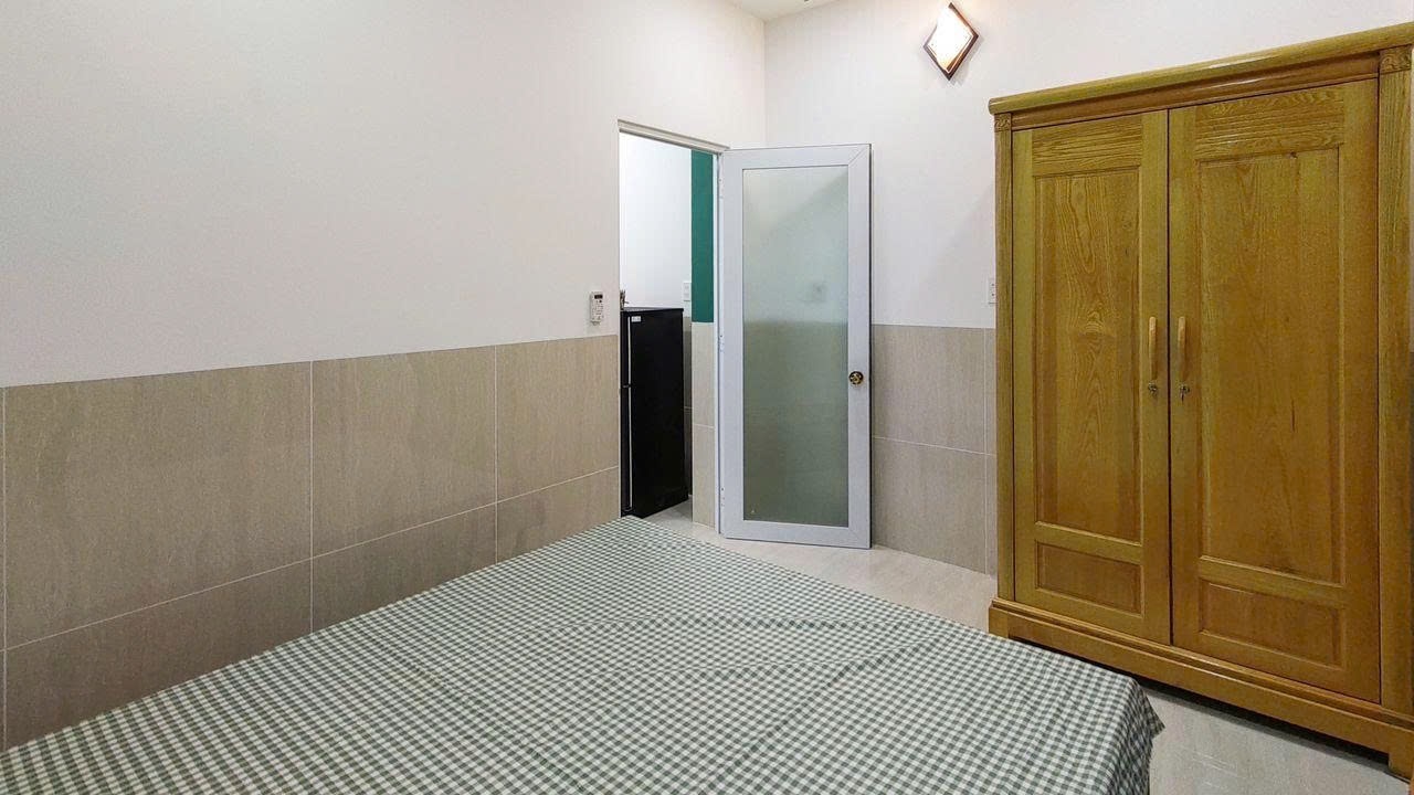 Phòng trọ PTC House Tôn Thất Thuyết - Quận 4 - Phòng (*)