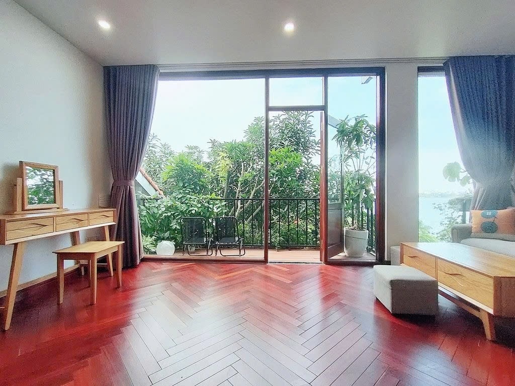 Phòng trọ Studio 75m2 tại PTC House Nguyễn Đình Thi - Tây Hồ - Phòng khách