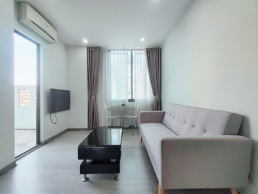 Phòng trọ Studio 30m2 tại PTC House Thuỵ Khuê  - Tây Hồ - Phòng khách