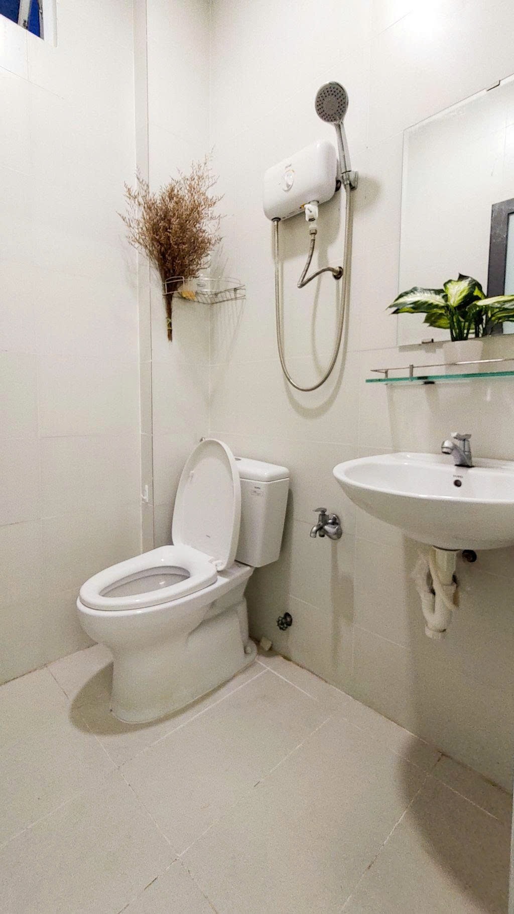 Phòng trọ Studio 12m2 tại PTC House Đường số 3 - Quận 7 - Phòng tắm