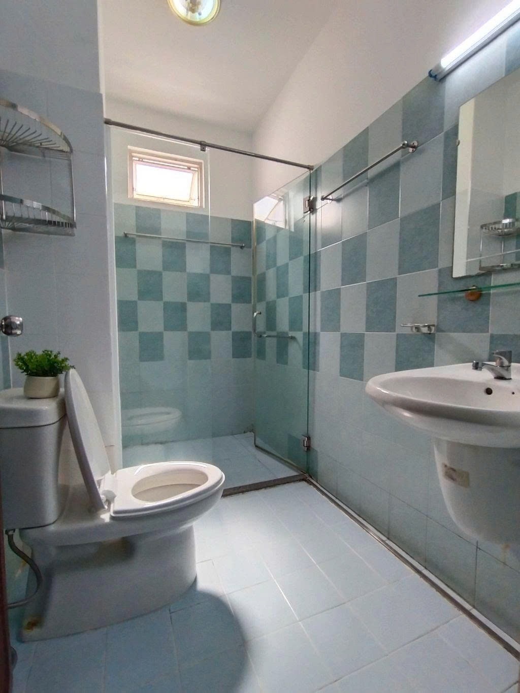 Phòng trọ Studio 20m2 tại PTC House 5 Nguyễn Thị Minh Khai - Quận 1 - Phòng tắm