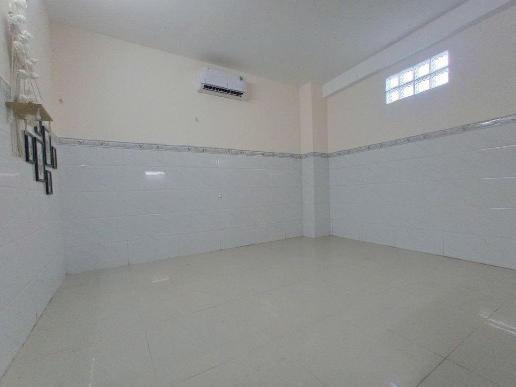 Phòng trọ PTC House Vườn Lài - Quận 12 - Phòng (*)