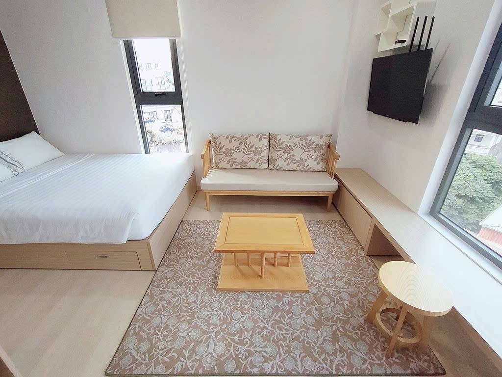Phòng trọ Studio 28m2 tại PTC House 1 Đào Tấn - Ba Đình - Phòng khách