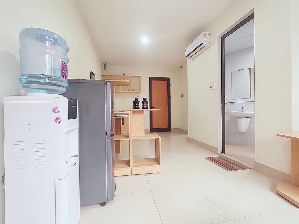 Phòng trọ 1 Phòng ngủ 40m2 tại PTC House Trung Kính - Cầu Giấy  - Phòng khách