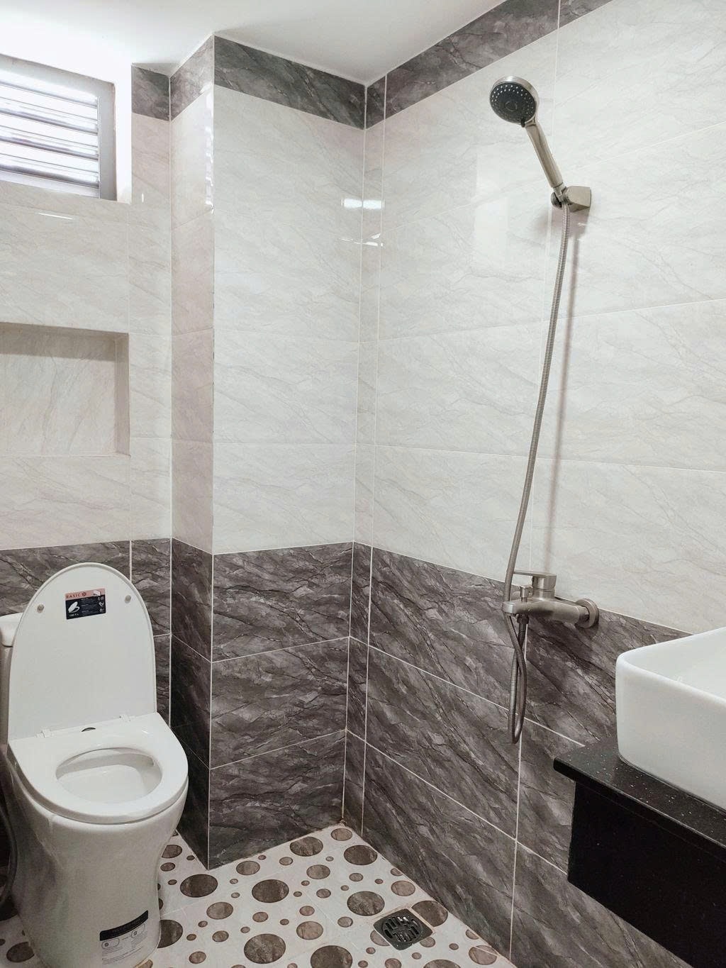 Phòng trọ Studio 25m2 tại PTC House 4 Trần Xuân Soạn - Quận 7 - Phòng tắm