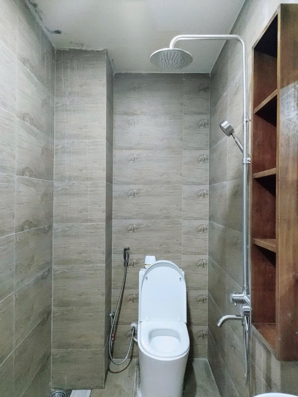 Phòng trọ Studio 20m2 tại PTC House Nguyễn Trãi 3 - Quận 1 - Phòng tắm