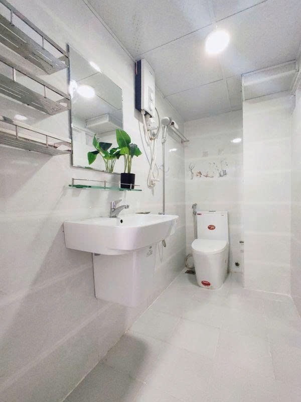 Phòng trọ Studio 20m2 tại PTC House Nguyễn Văn Công - Gò Vấp - Phòng tắm