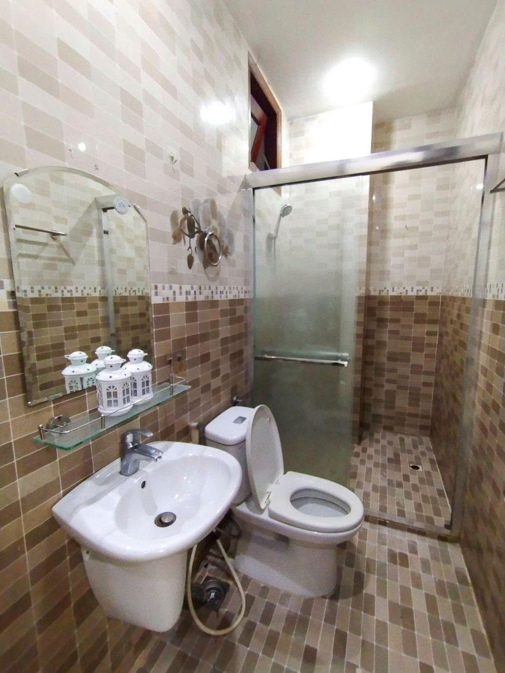 Phòng trọ 1 Phòng ngủ 30m2 tại PTC House 2 Cộng Hòa - Tân Bình - Phòng tắm