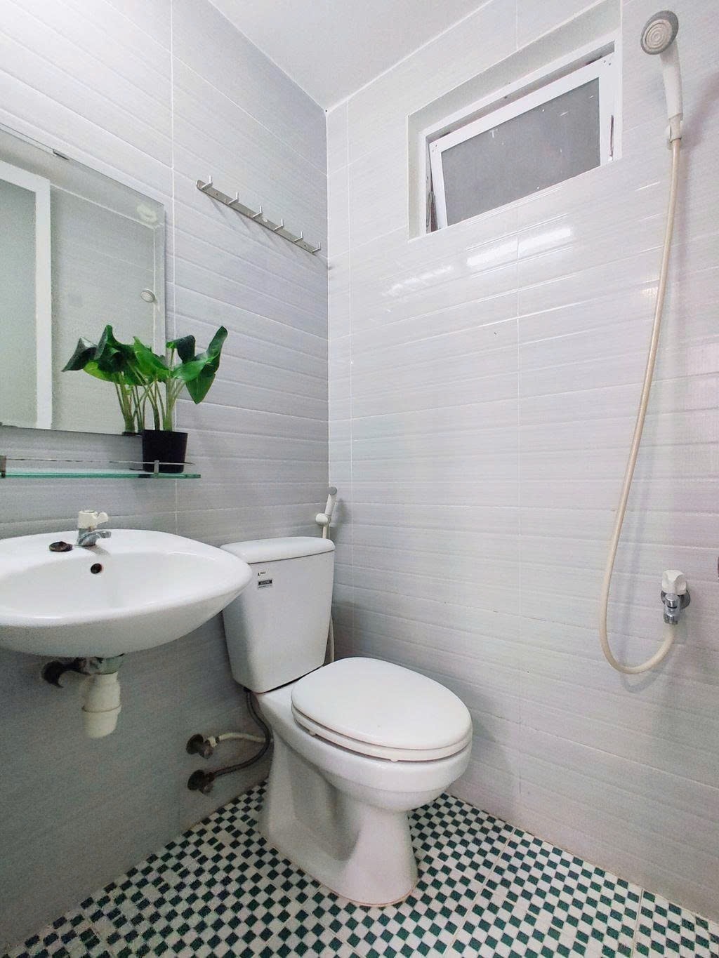 Phòng trọ Duplex 25m2 tại PTC House Lạc Long Quân - Tân Bình - Phòng tắm