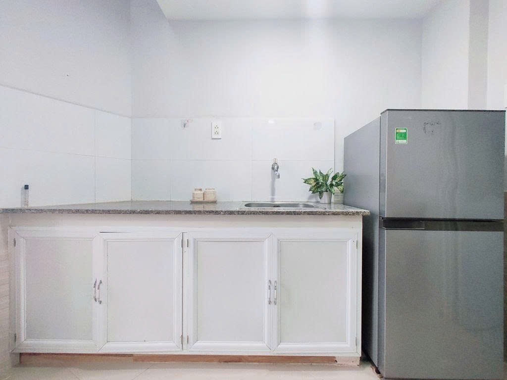 Phòng trọ Duplex 25m2 tại PTC House Lạc Long Quân - Tân Bình - Phòng bếp