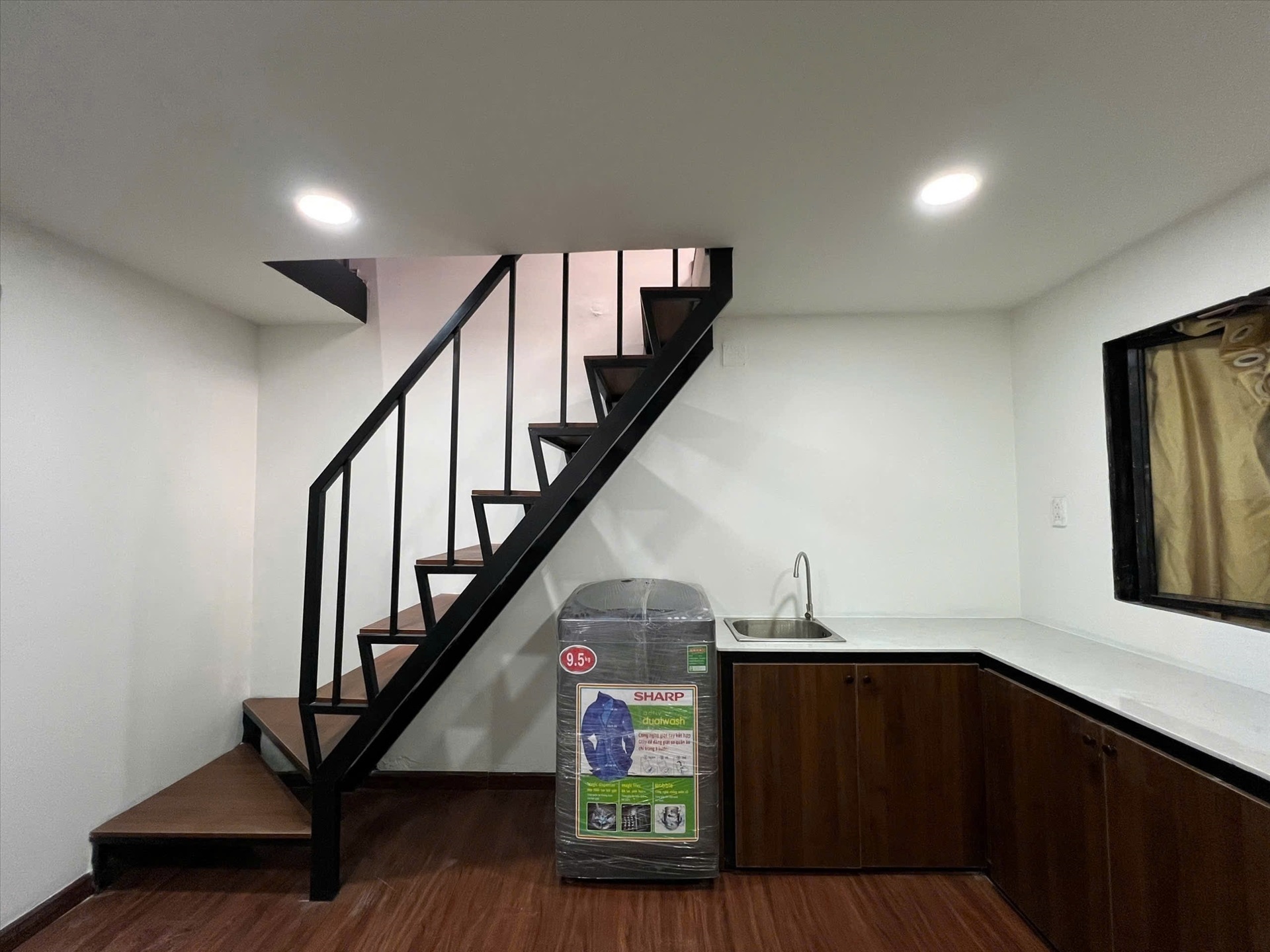 Phòng trọ Duplex 25m2 tại V&J co Home Dương Quảng Hàm - Gò Vấp - Phòng bếp