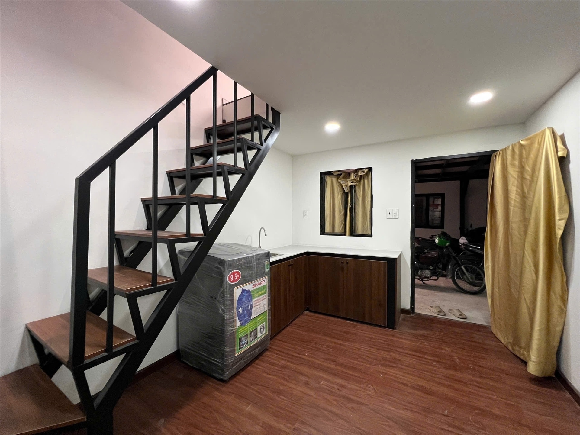 Phòng trọ Duplex 25m2 tại V&J co Home Dương Quảng Hàm - Gò Vấp - Phòng bếp