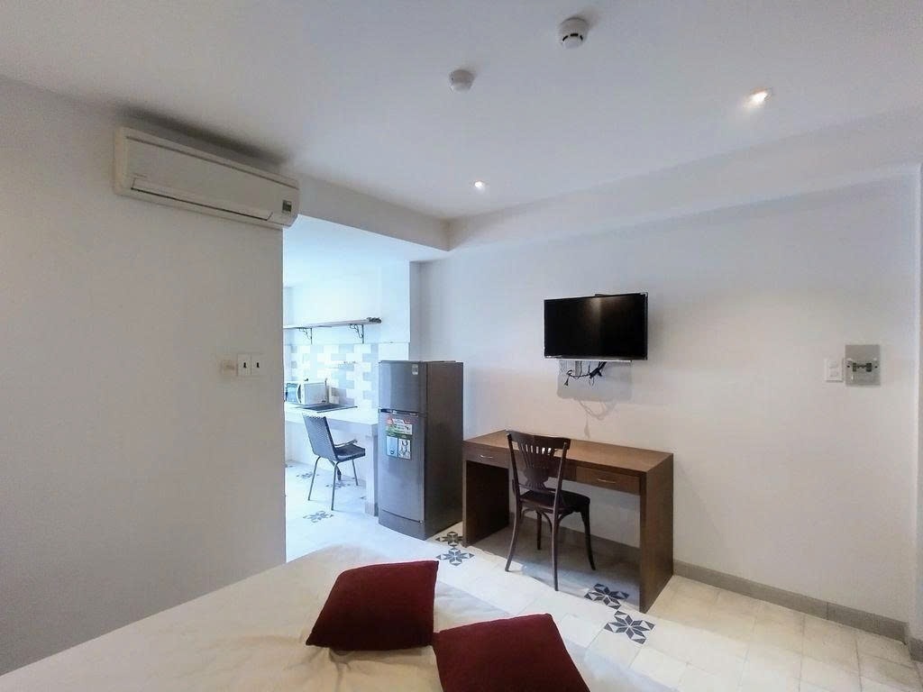 Phòng trọ Studio 25m2 tại PTC House 5 Nguyễn Hữu Cảnh - Bình Thạnh - Góc làm việc