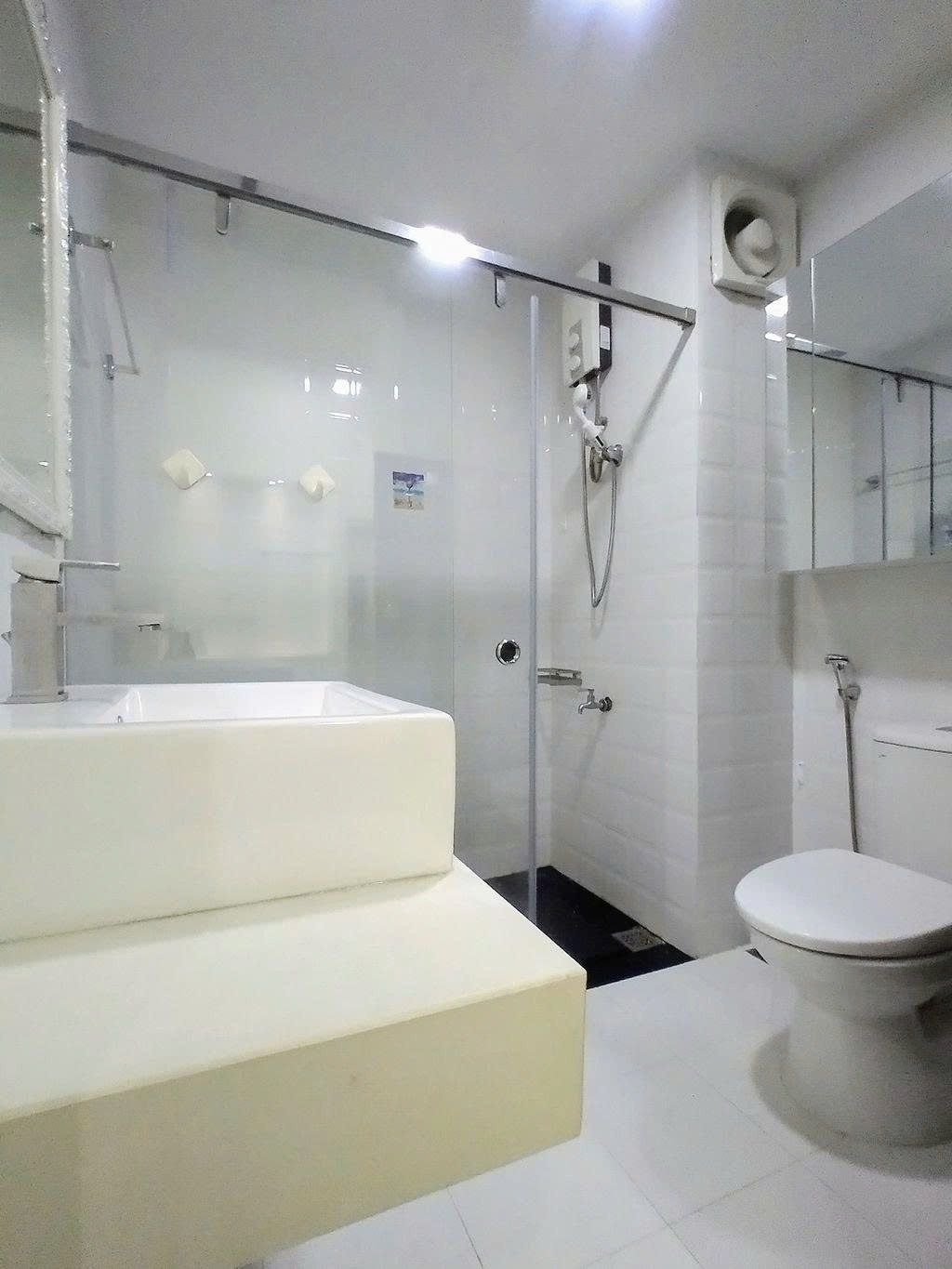 Phòng trọ Studio 30m2 tại PTC House Nguyễn Thị Minh Khai - Quận 3 - Phòng tắm